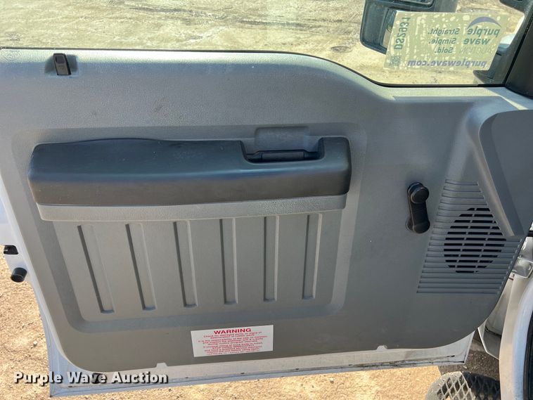 image for item DS2931 2016 Ford F550 bucket truck