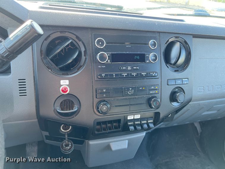 image for item DS2931 2016 Ford F550 bucket truck