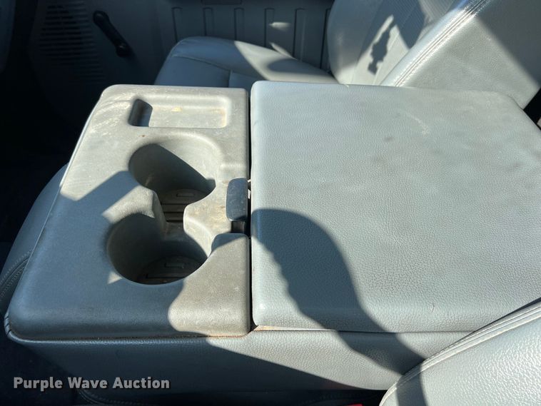 image for item DS2931 2016 Ford F550 bucket truck