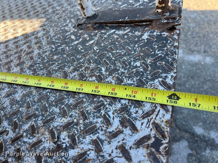 image for item DS2932 2018 Ford F550 bucket truck