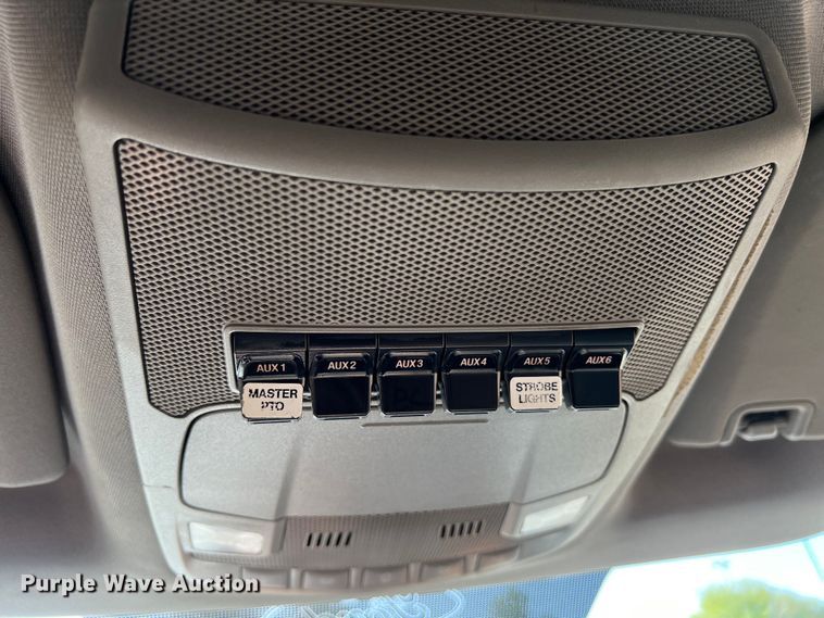 image for item DS2932 2018 Ford F550 bucket truck