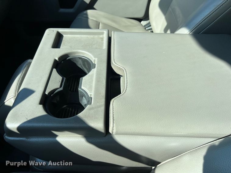 image for item DS2932 2018 Ford F550 bucket truck