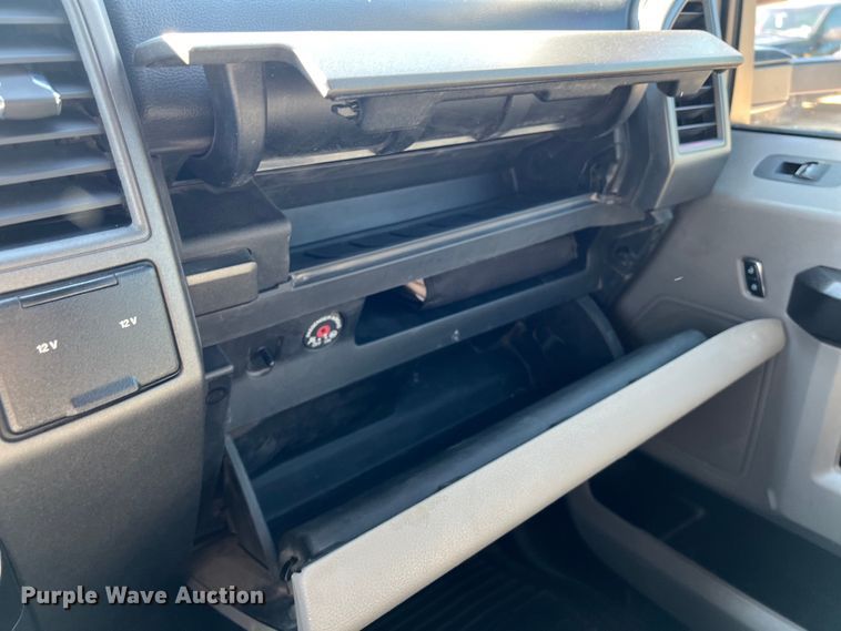 image for item DS2932 2018 Ford F550 bucket truck