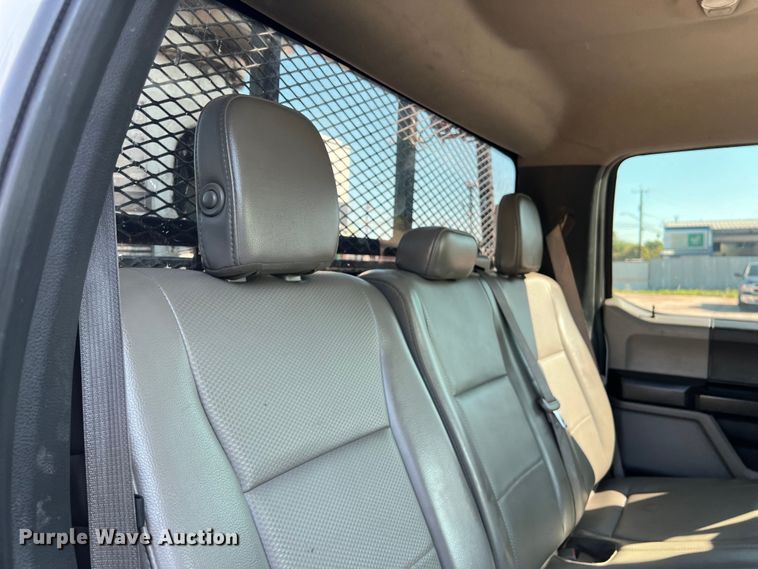 image for item DS2932 2018 Ford F550 bucket truck