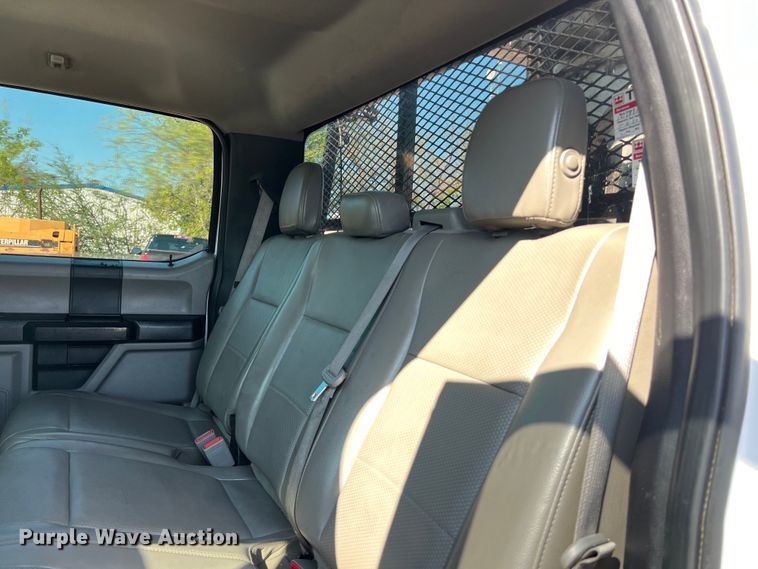 image for item DS2932 2018 Ford F550 bucket truck