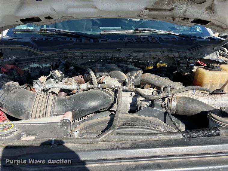 image for item DS2932 2018 Ford F550 bucket truck