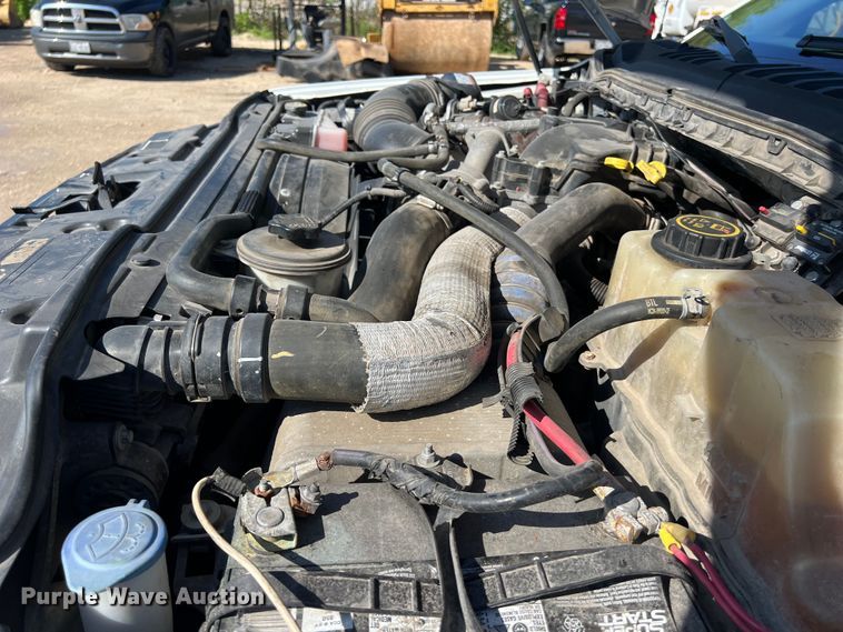 image for item DS2932 2018 Ford F550 bucket truck