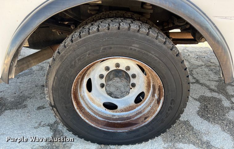 image for item DS2932 2018 Ford F550 bucket truck