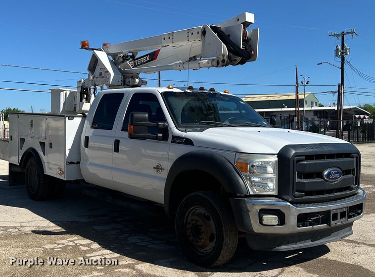 image for item DS2933 2016 Ford F550 bucket truck