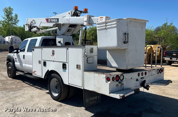 image for item DS2933 2016 Ford F550 bucket truck