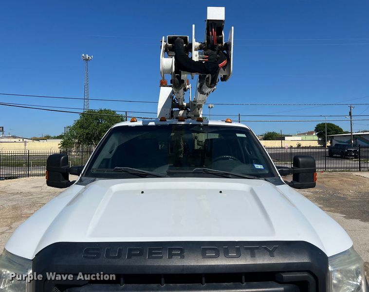 image for item DS2933 2016 Ford F550 bucket truck