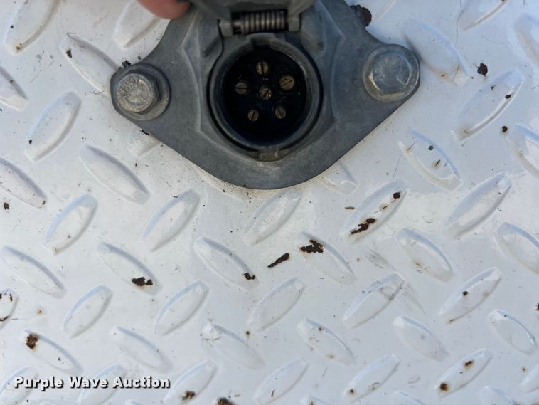 image for item DS2933 2016 Ford F550 bucket truck