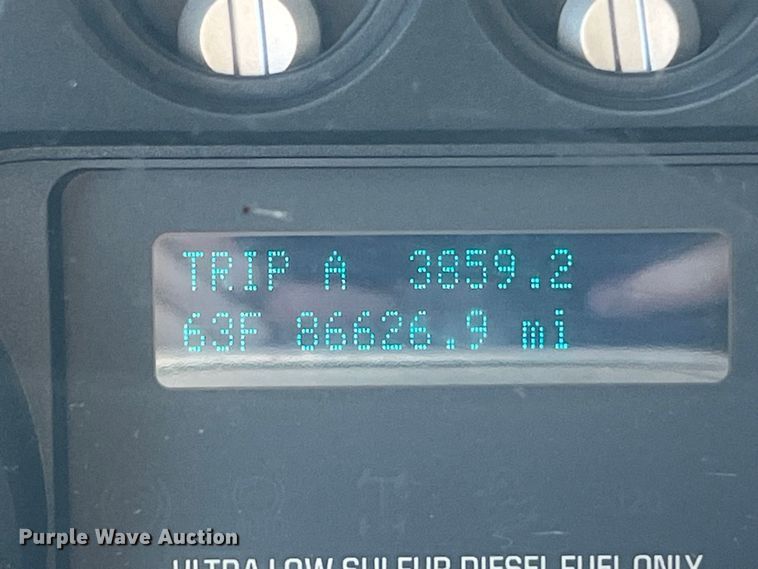 image for item DS2933 2016 Ford F550 bucket truck