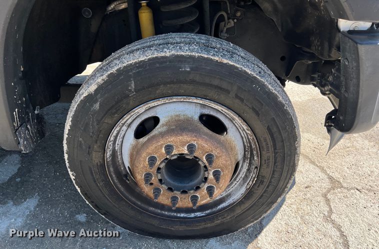 image for item DS2933 2016 Ford F550 bucket truck