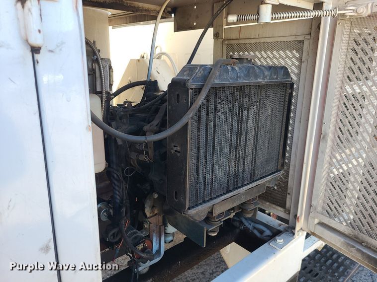 image for item DS7249 2002 GMC C7500 