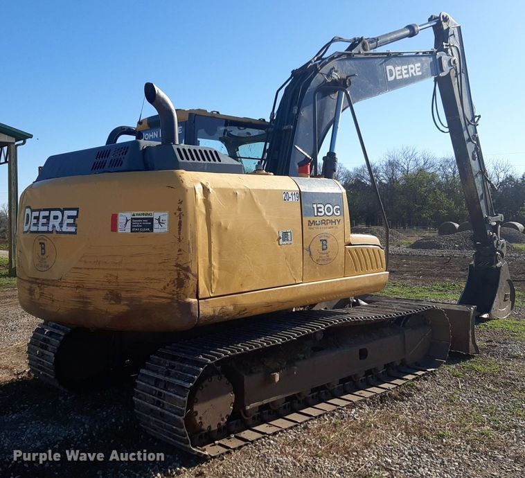 image for item DV9946 2015 John Deere 130G excavator