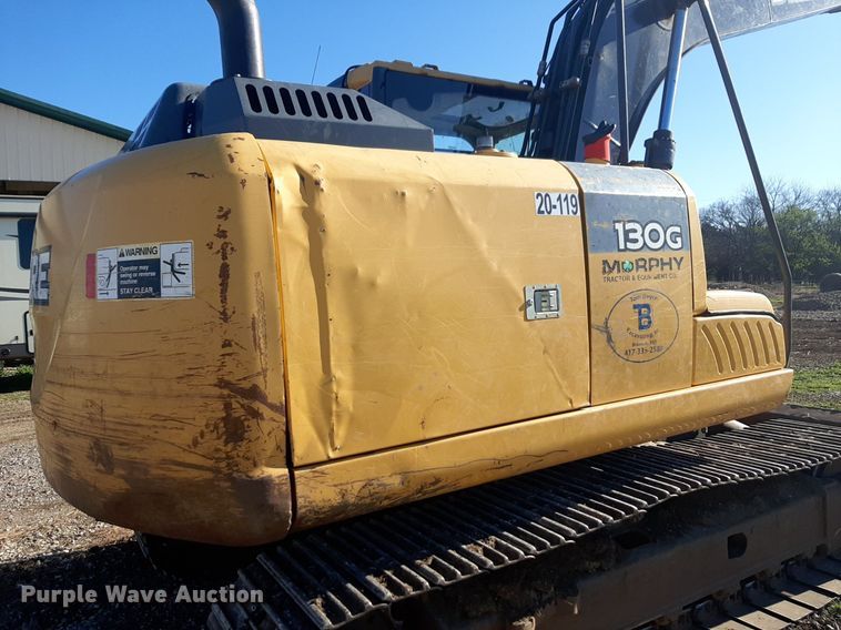 image for item DV9946 2015 John Deere 130G excavator