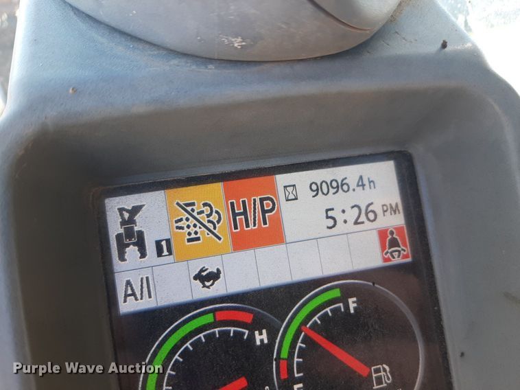 image for item DV9946 2015 John Deere 130G excavator