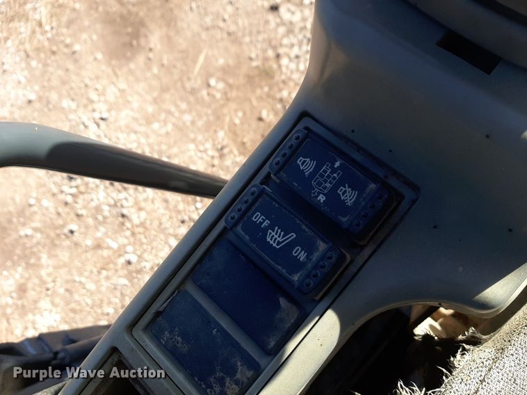 image for item DV9946 2015 John Deere 130G excavator