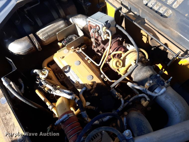 image for item DV9946 2015 John Deere 130G excavator