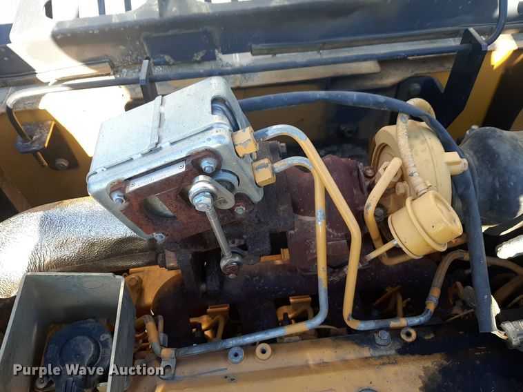 image for item DV9946 2015 John Deere 130G excavator