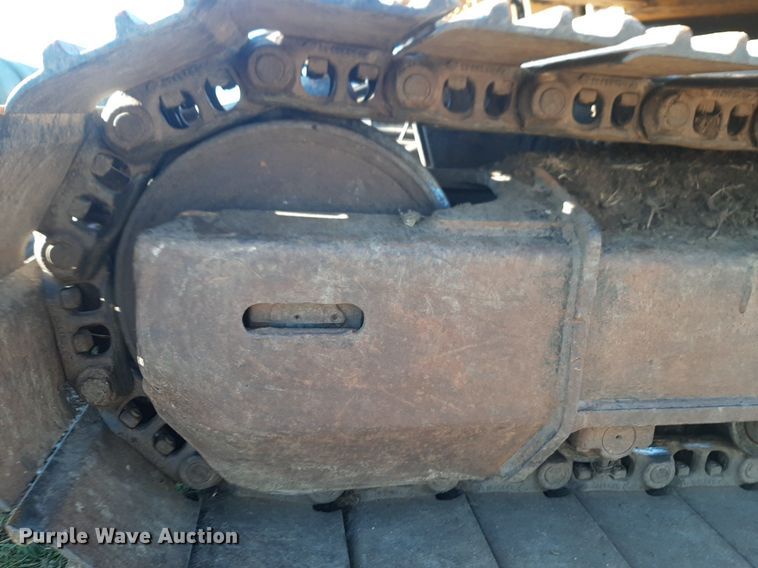 image for item DV9946 2015 John Deere 130G excavator