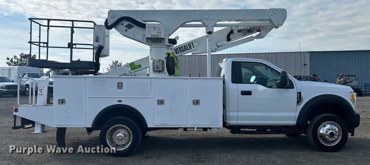 image for item EG1357 2017 Ford F550 Super Duty bucket truck