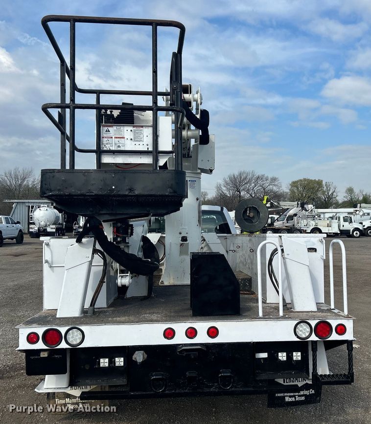 image for item EG1357 2017 Ford F550 Super Duty bucket truck