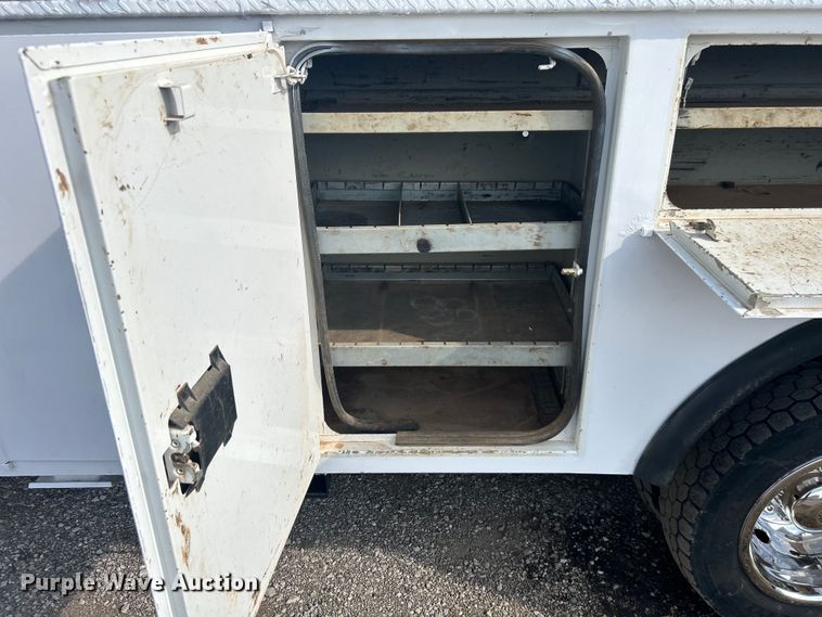 image for item EG1357 2017 Ford F550 Super Duty bucket truck