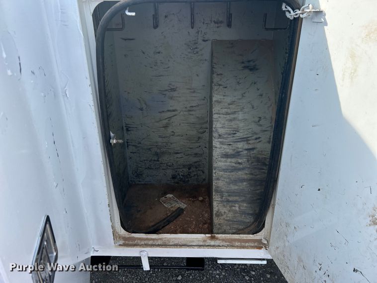 image for item EG1357 2017 Ford F550 Super Duty bucket truck