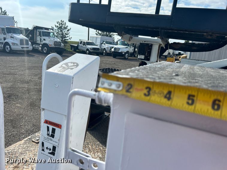 image for item EG1357 2017 Ford F550 Super Duty bucket truck