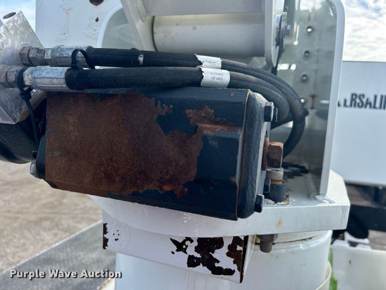 image for item EG1357 2017 Ford F550 Super Duty bucket truck