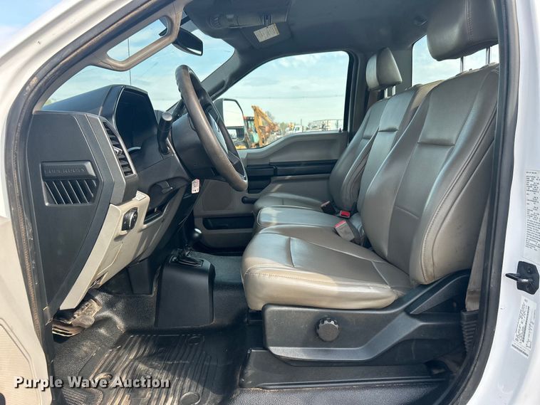 image for item EG1357 2017 Ford F550 Super Duty bucket truck