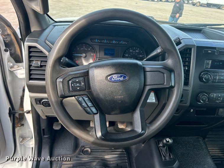 image for item EG1357 2017 Ford F550 Super Duty bucket truck