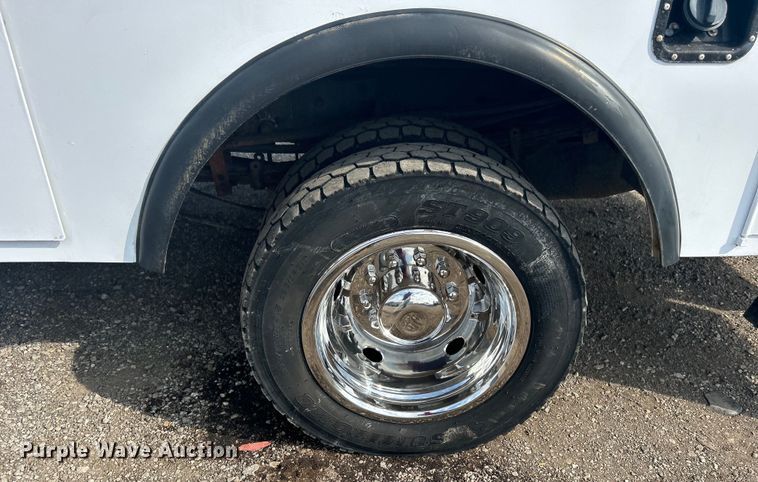 image for item EG1357 2017 Ford F550 Super Duty bucket truck