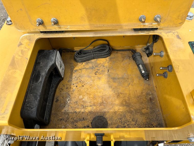 image for item EG1378 2021 Vermeer SPX25 cable plow