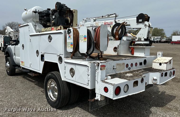 image for item EG1383 2011 Ford F550 Super Duty 