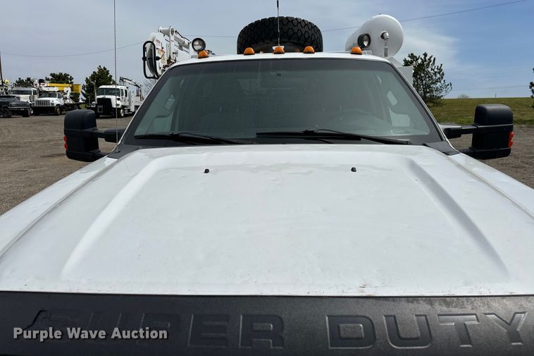 image for item EG1383 2011 Ford F550 Super Duty 