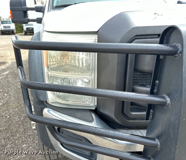 image for item EG1383 2011 Ford F550 Super Duty 