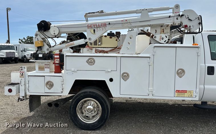 image for item EG1383 2011 Ford F550 Super Duty 