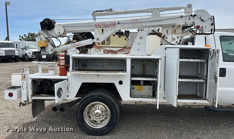 image for item EG1383 2011 Ford F550 Super Duty 