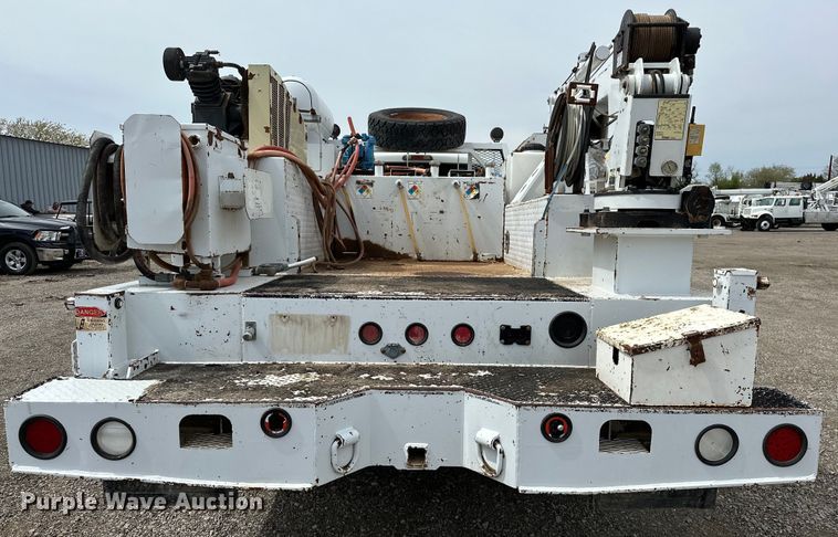 image for item EG1383 2011 Ford F550 Super Duty 