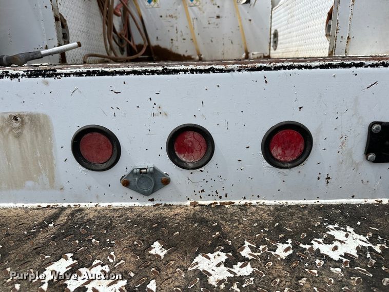 image for item EG1383 2011 Ford F550 Super Duty 