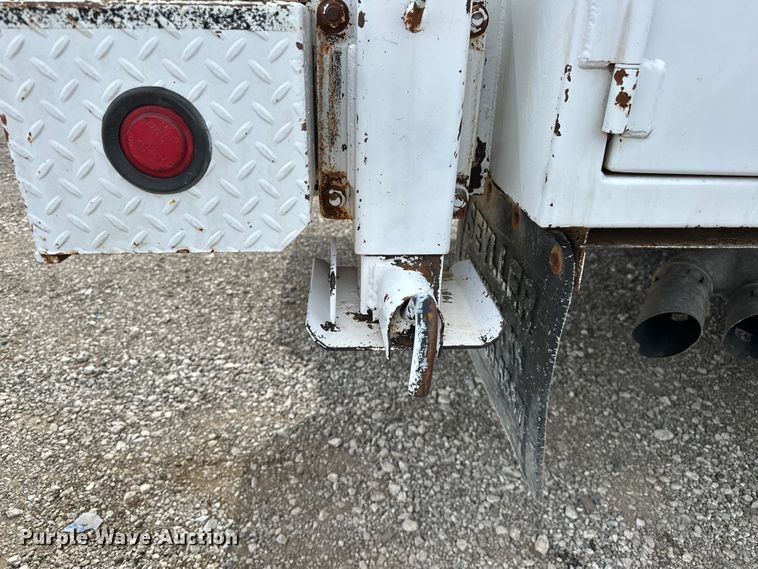 image for item EG1383 2011 Ford F550 Super Duty 