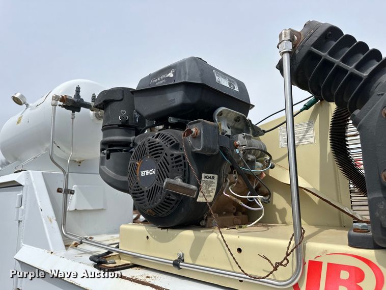 image for item EG1383 2011 Ford F550 Super Duty 