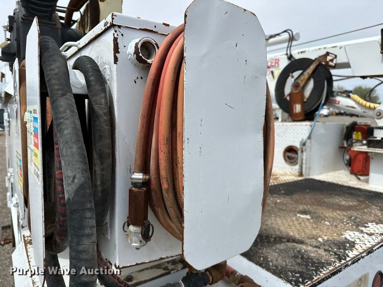 image for item EG1383 2011 Ford F550 Super Duty 