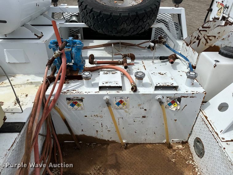 image for item EG1383 2011 Ford F550 Super Duty 