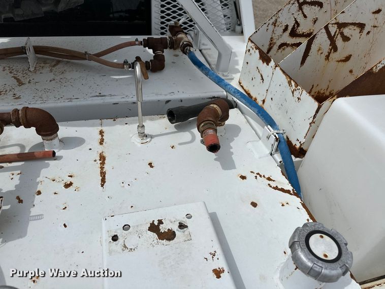 image for item EG1383 2011 Ford F550 Super Duty 