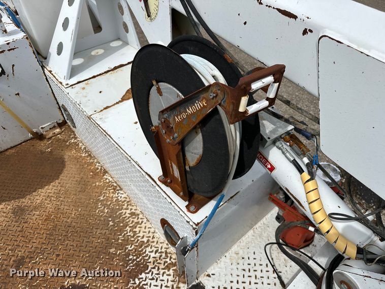 image for item EG1383 2011 Ford F550 Super Duty 