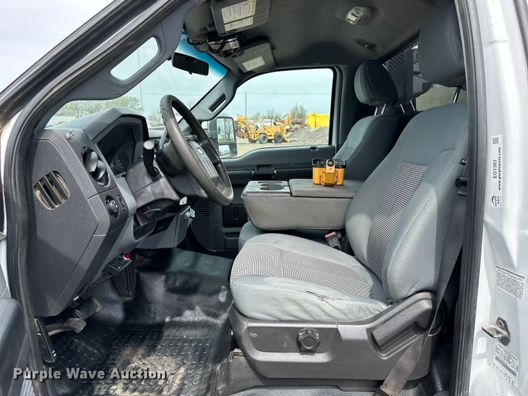 image for item EG1383 2011 Ford F550 Super Duty 